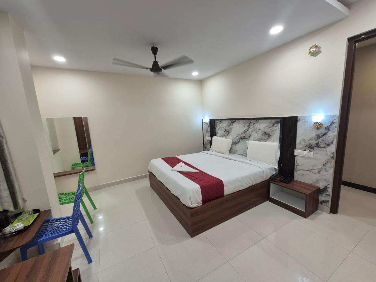 Orion Suites Nellore Dış mekan fotoğraf
