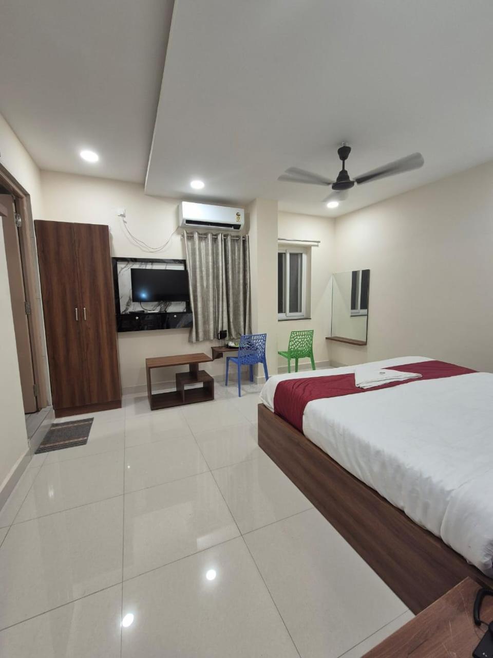 Orion Suites Nellore Dış mekan fotoğraf